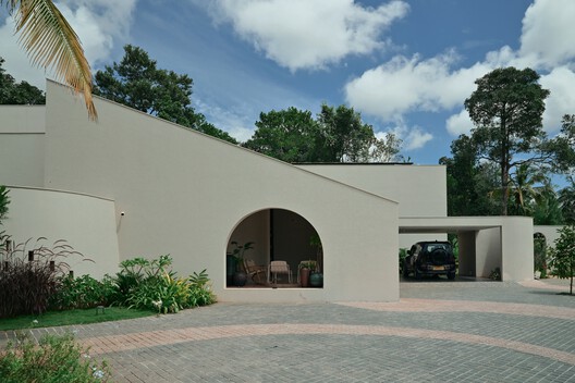 Casa do Vale / SOHO Architects Casa do Vale / SOHO Architects - Imagem 3 de 23