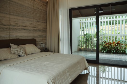 Casa do Vale / SOHO Architects Casa do Vale / SOHO Architects - Fotografia de Interiores, Dormitório, Madeira, Cama