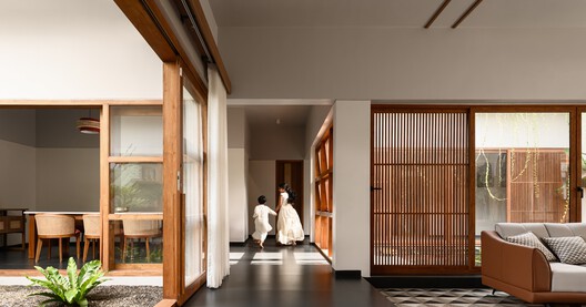 NIVRITI 2.O House / i2a Architects Studio - Interior Photography, Wood