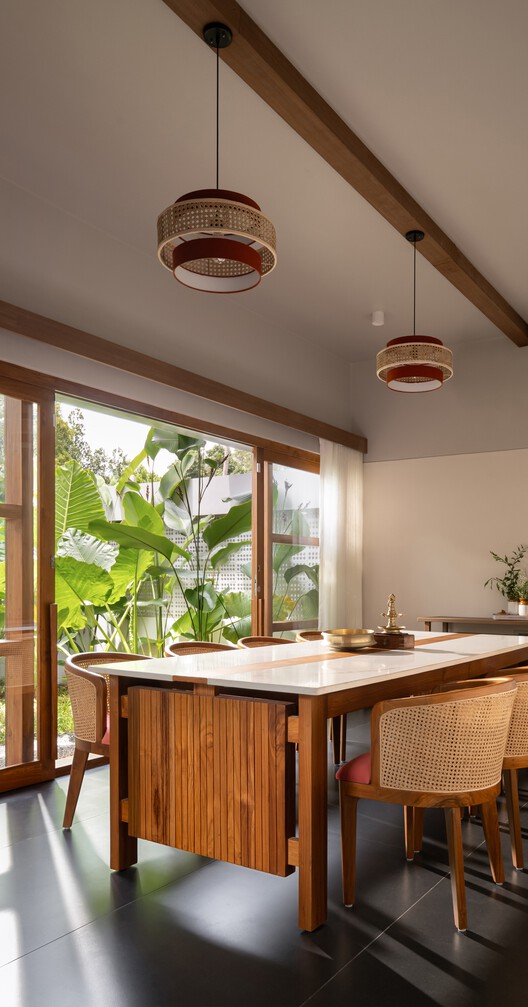 NIVRITI 2.O House / i2a Architects Studio - Image 12 of 23