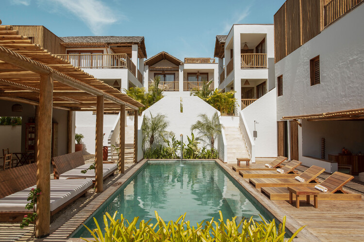 Villa Tau / Tadu Arquitectura - Imagen 1 de 24