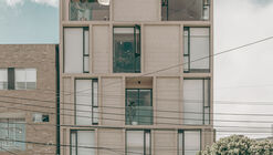 Edificio Residencial Hom / Dos Aguas Taller de Arquitectura
