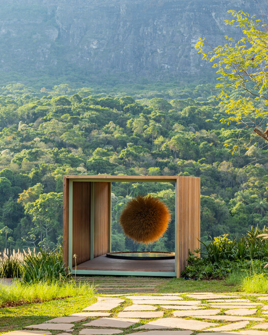 Instalação Esfera Local / L-ARA Arquitetura - Imagem 7 de 20