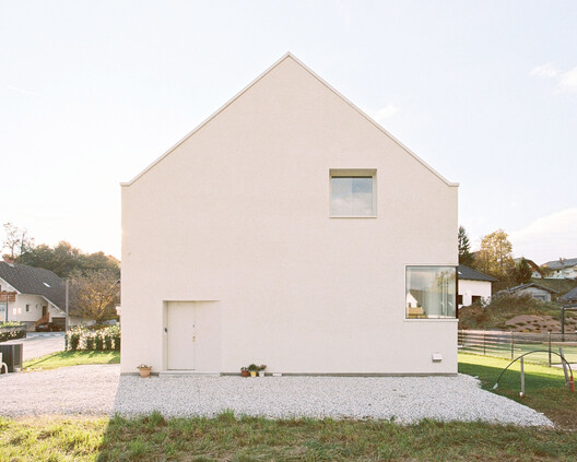 House Koritno / Arhitekti Počivašek Petranovič