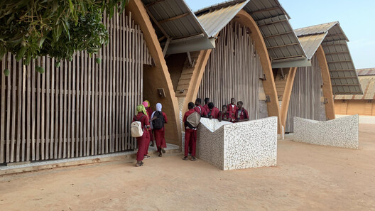 Building Knowledge, Not Just Structures: Redefining the Architect’s Role in Times of Uncertainty