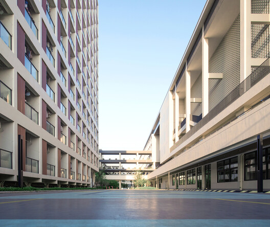 杭州市临平实验中学 / 一方建筑 - 建筑图, 具体的