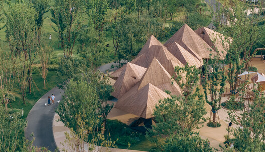 LuxeIsland Restaurant / DL Atelier