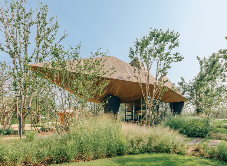 Restaurante de lujo en la isla/DL Atelier - Fotografía de ubicación
