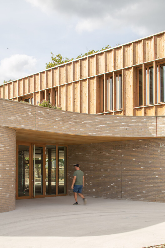 Hélène Carrère d'Encausse 校园综合体 / archi5 + bureau faceB - 建筑图