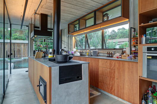 Casa em Vinhedo / Apiacás Arquitetos - Fotografia de Interiores, Cozinha, Madeira