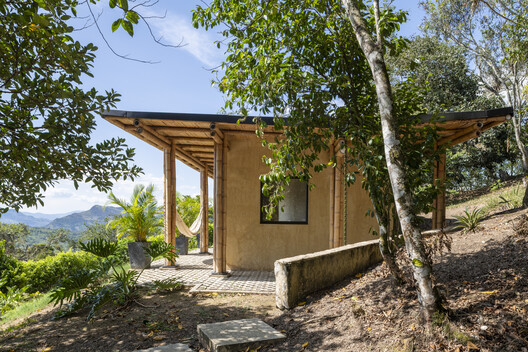 Retiro en Nocaima / Obreval - Fotografía exterior, Madera