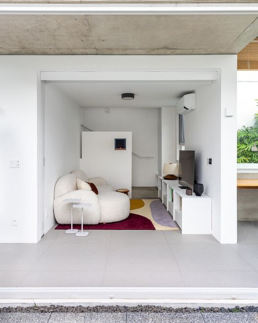 Casa Yano / Peninsula Arquitetura - Fotografía interior, Madera, Iluminación, Sillas