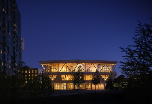 哈佛大学大卫·鲁宾斯坦树屋/ Studio Gang - 建筑图