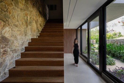 Casa Sucupira  / Rodrigo Vilas Boas Arquitetos - Fotografía interior, Escaleras