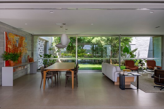 Casa TOT / Celso Laetano Arquitetura - Fotografia de Interiores, Sala de Jantar, Madeira, Cadeira, Vidro