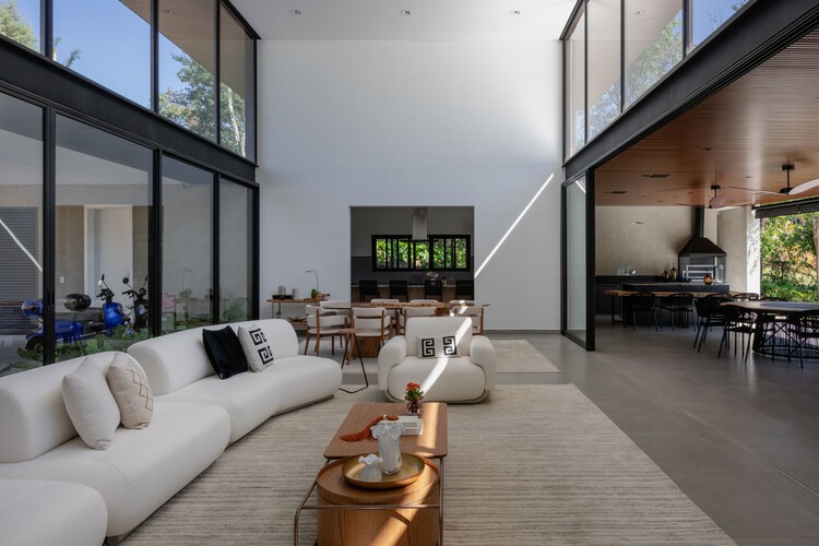 Casa Vila Real Itu / Alexandre Chaguri Arquitetura - Fotografía Interiores, Salón, Sillas