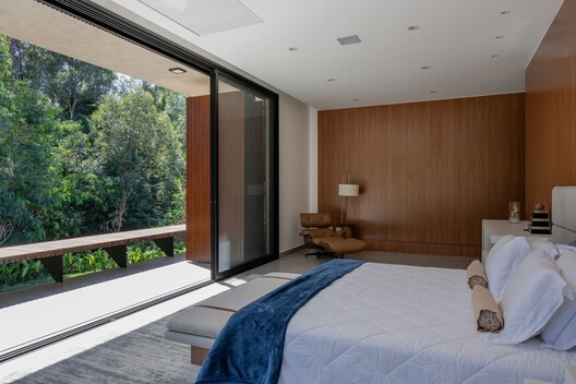 Casa Vila Real Itu / Alexandre Chaguri Arquitetura Casa Vila Real Itu / Alexandre Chaguri Arquitetura - Fotografia de Interiores, Dormitório, Madeira, Cama