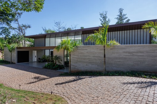 Casa Vila Real Itu / Alexandre Chaguri Arquitetura Casa Vila Real Itu / Alexandre Chaguri Arquitetura - Fotografia de Exterior, Concreto