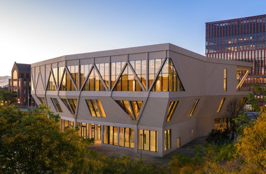 哈佛大学大卫·鲁宾斯坦树屋/ Studio Gang - 建筑图