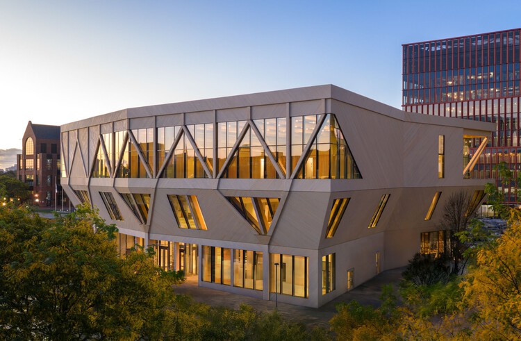 哈佛大学大卫·鲁宾斯坦树屋/ Studio Gang - 建筑图