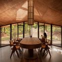 Casa Puente / Wallmakers - Fotografía de interiores, comedor, madera, vigas fijas