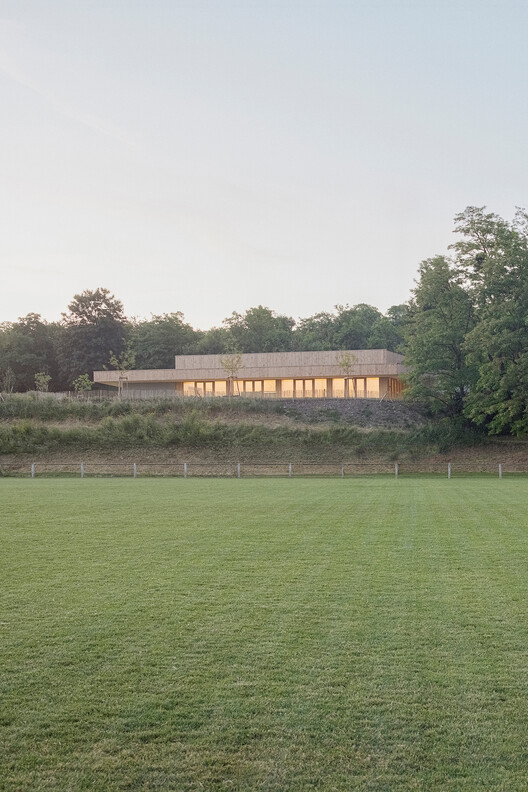 Willgottheim–Woellenheim Multipurpose Hall / rhb architectes Willgottheim–Woellenheim Multipurpose Hall / rhb architectes - Image 6 of 18