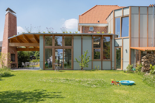 Hofbode II Semi-Detached House / Marge architecten