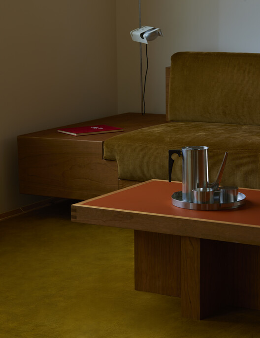 Day Job Office / 22RE - Interior Photography, Wood, Lighting