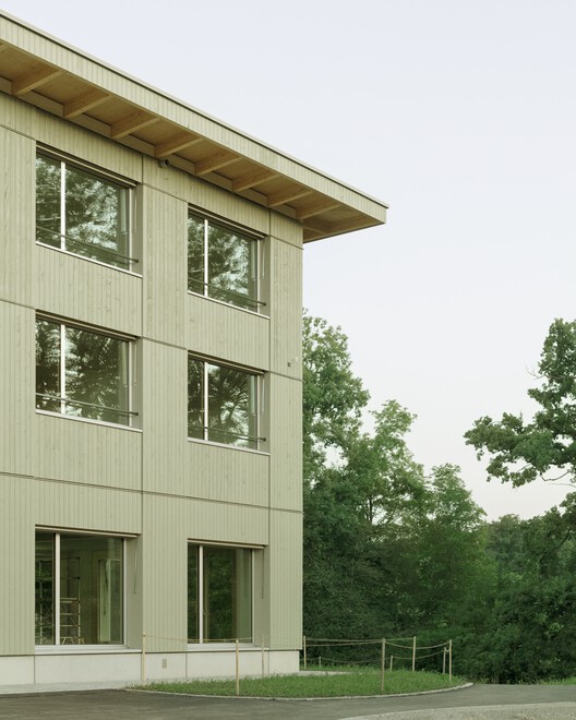 Borna Park: una comunidad de trabajo y de vida / Malte Kloes Architekten - fotografía exterior, madera