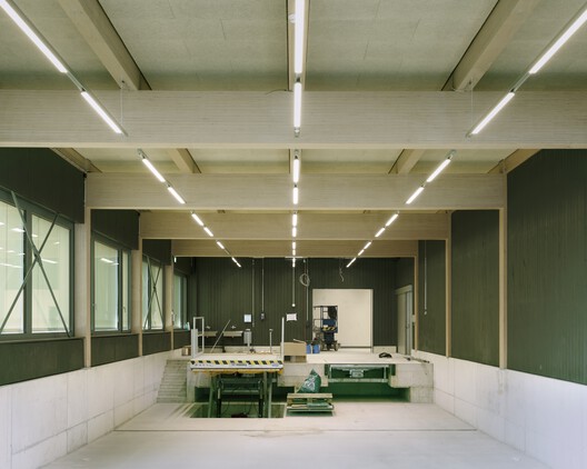 博尔纳公园 / Malte Kloes Architekten - 室内图, 厨房, 木头, 灯, 玻璃