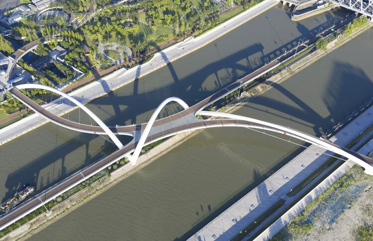 Puente del Gran Canal - Hangzhou / Zaha Hadid Architects - Imagen 12 de 22