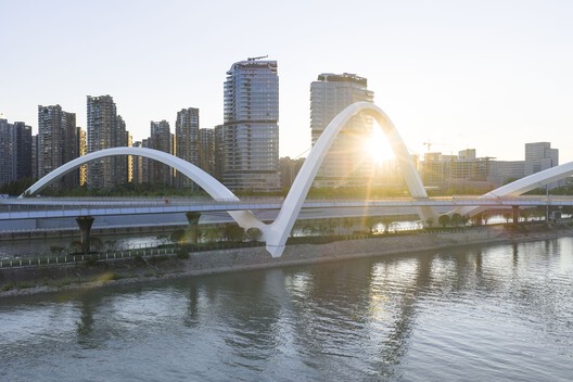 杭州大运河门户桥 / ‌扎哈·哈迪德建筑事务所 - 建筑图, 城市