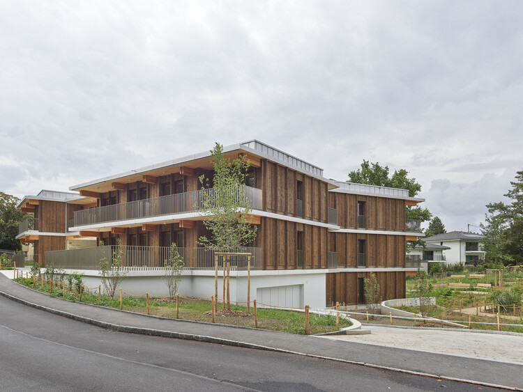 Um Lar para Idosos / acau architecture - Fotografia de Exterior, Balcão