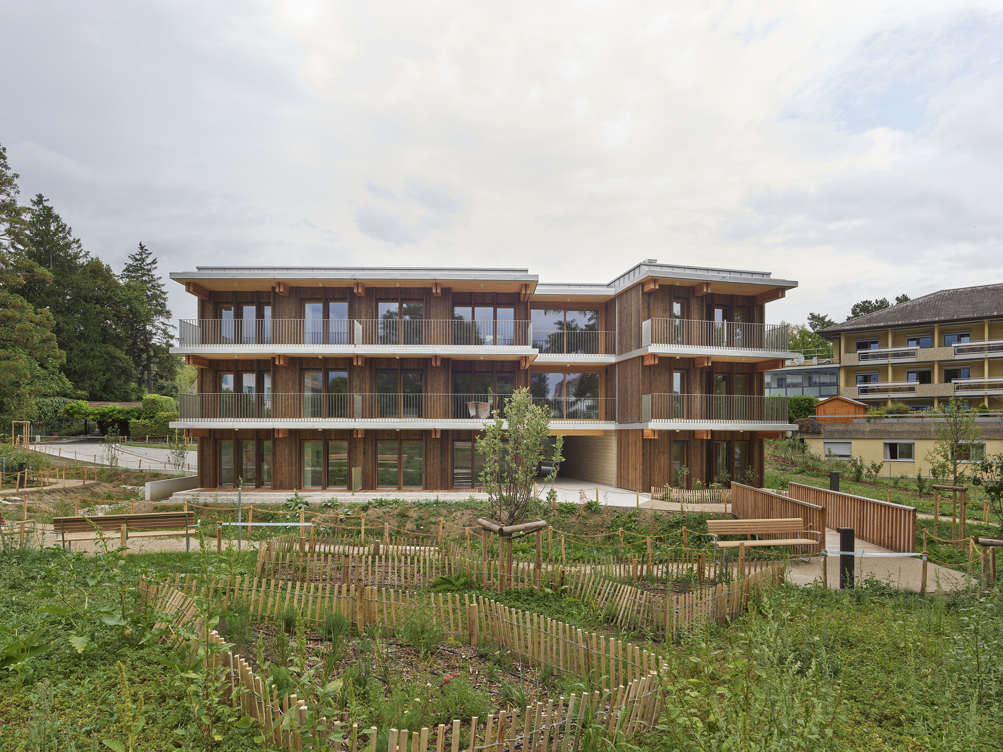 A Home for Seniors / acau architecture
