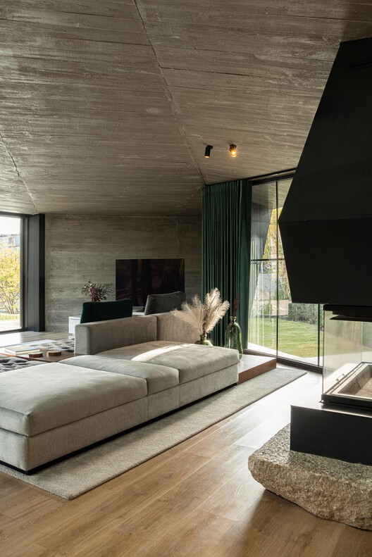 Moradia do Retiro / Ricardo Azevedo Arquitecto Moradia do Retiro / Ricardo Azevedo Arquitecto - Fotografia de Interiores, Sala de Estar, Madeira, Cadeira