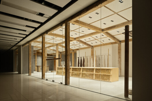 谷仓里 / 非知名设计工作室 谷仓里 / 非知名设计工作室 - 18 的图像 24