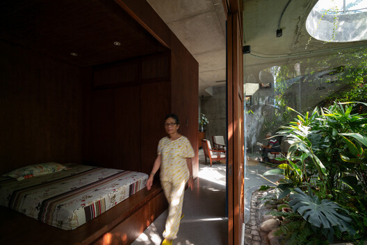 Casa Linh Trung / H.a - Fotografia de Interiores, Madeira
