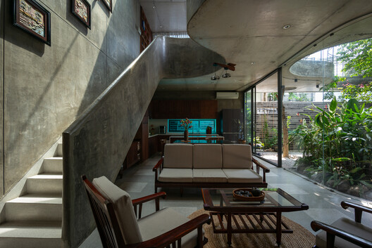 Casa Linh Trung / H.a - Fotografia de Interiores, Cadeira