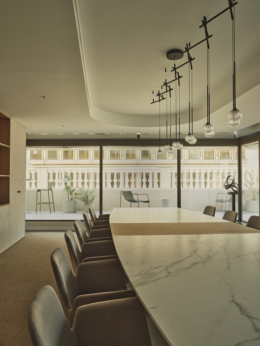 Sede Central de Anaford / Destudio Sede Central de Anaford / Destudio - Fotografía interior, Mesas, Sillas, Iluminación, Vidrio