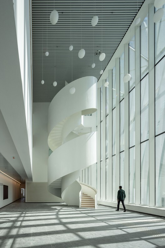 Jan Koum Center For Nanoscience And Nanotechnology / Michel Rémon & Associés - Interior Photography, Stairs, Glass