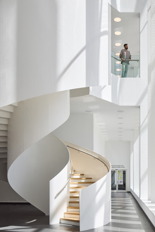 Jan Koum Center For Nanoscience And Nanotechnology / Michel Rémon & Associés - Interior Photography, Stairs, Handrail