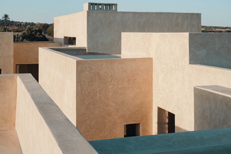 Casa DDAR / Estudio Othmane Bengebara - Foto 6 de 11