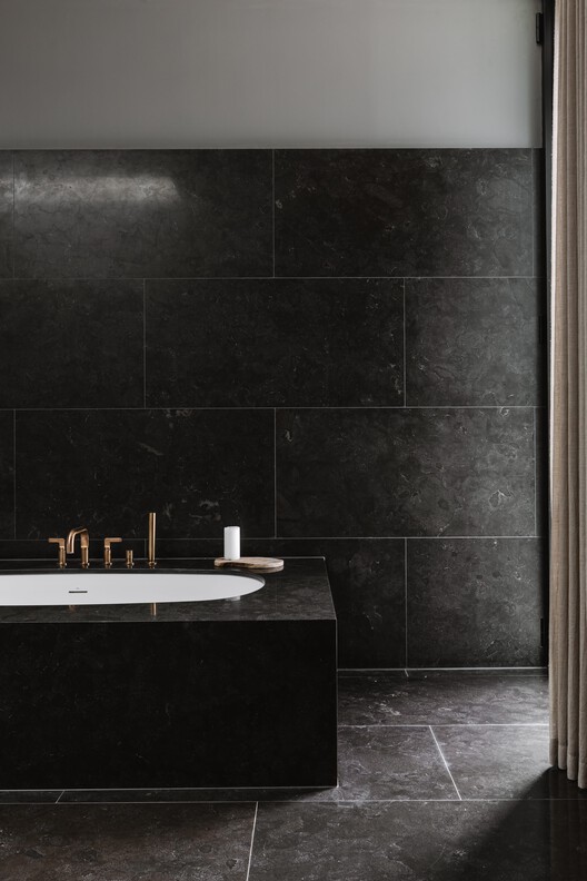 Weavers - Seer Green House / Des Ewing Architects - Image 13 of 16