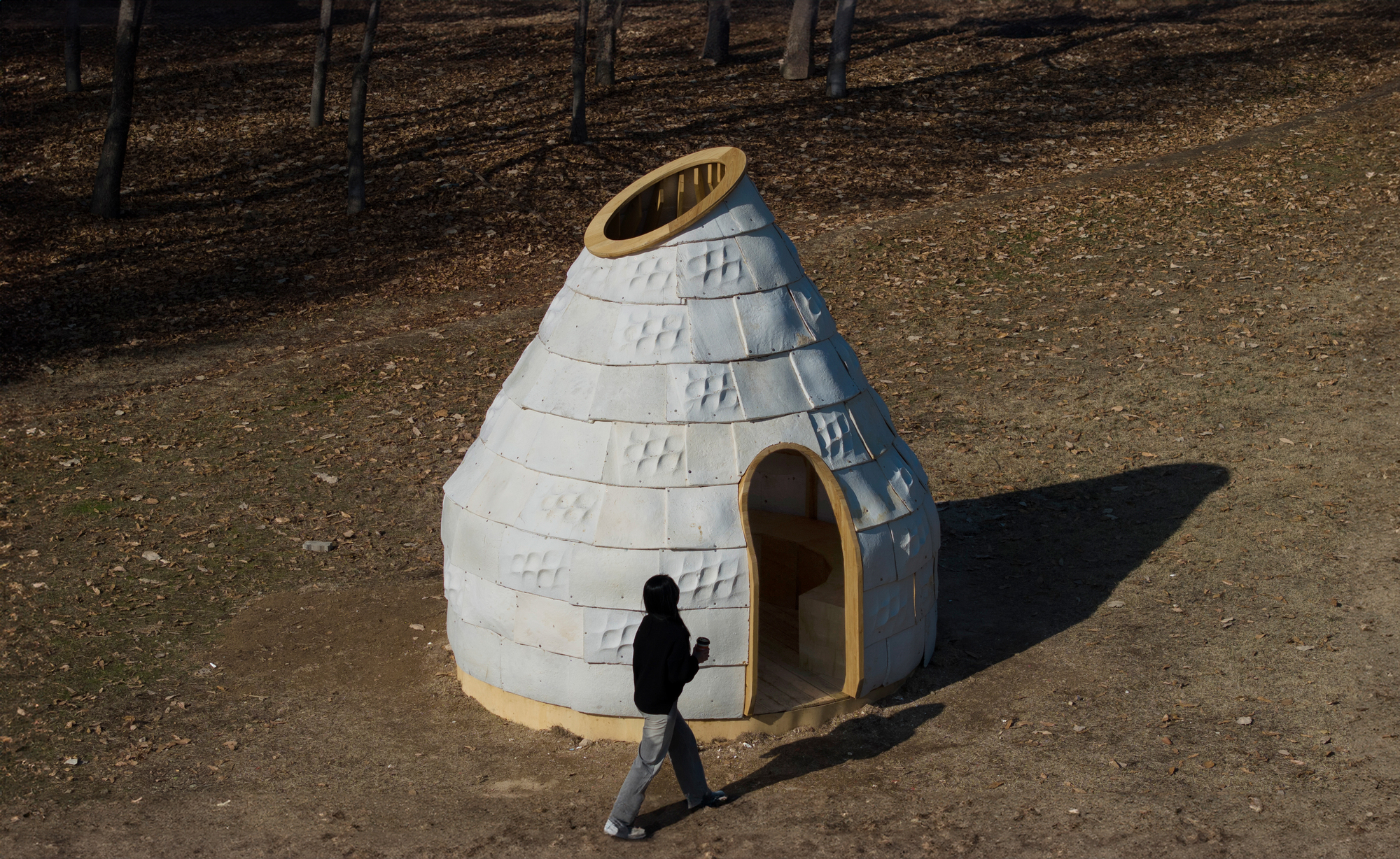 Mycelial Hut / Yong Ju Lee Architecture