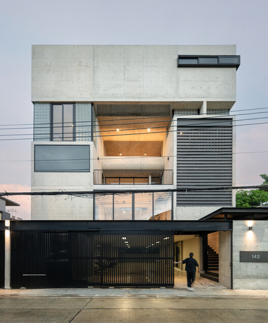 P Home / Studio Krubka P Home / Studio Krubka - Exterior Photography, Balcony