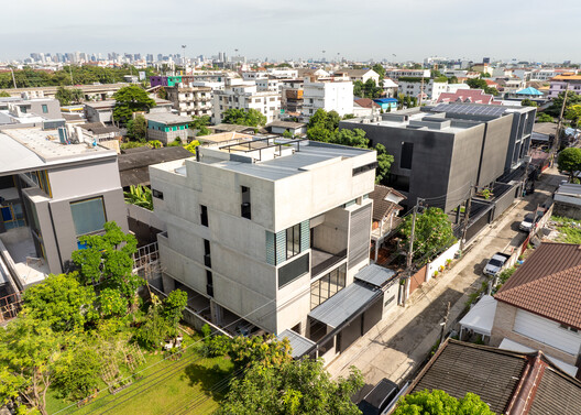 P Home / Studio Krubka P Home / Studio Krubka - Exterior Photography, Balcony