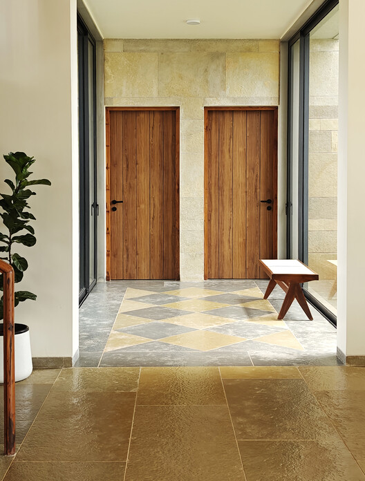 Villa Familia / unTAG - Interior Photography, Wood, Door