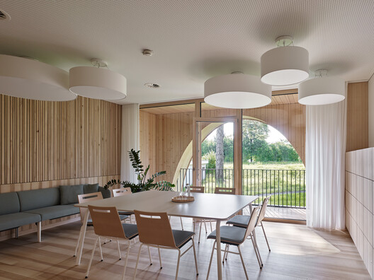 Allesamt Familycenter / Christian Schmoelz Architekt - Interior Photography, Dining room, Wood, Chair, Lighting, Table, Glass