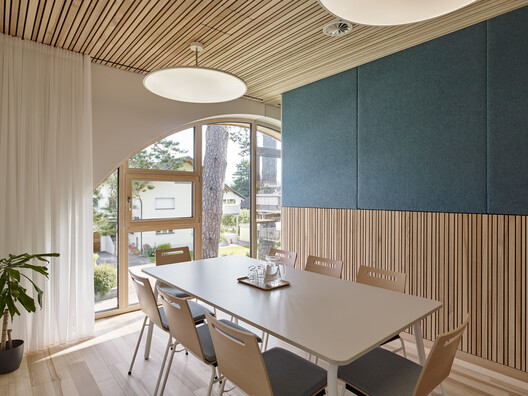 Allesamt Familycenter / Christian Schmoelz Architekt - Interior Photography, Dining room, Wood, Table, Lighting, Chair, Glass