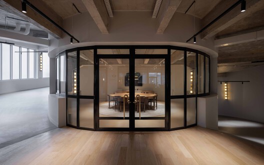 La Fondation 多功能综合体 / PCA-STREAM - 室内图, 木头, 灯, 玻璃